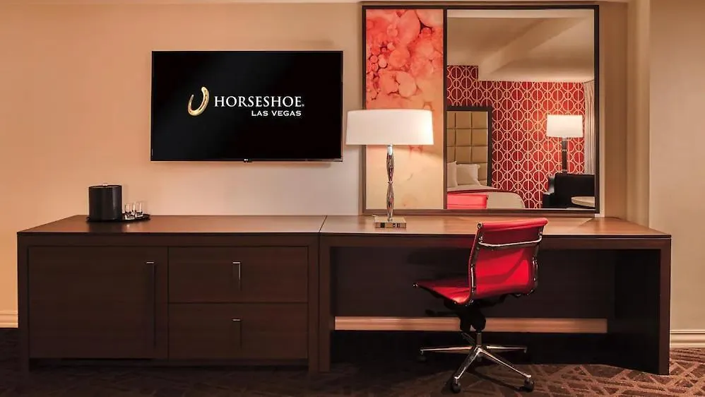 Horseshoe Las Vegas By Suiteness Hotel